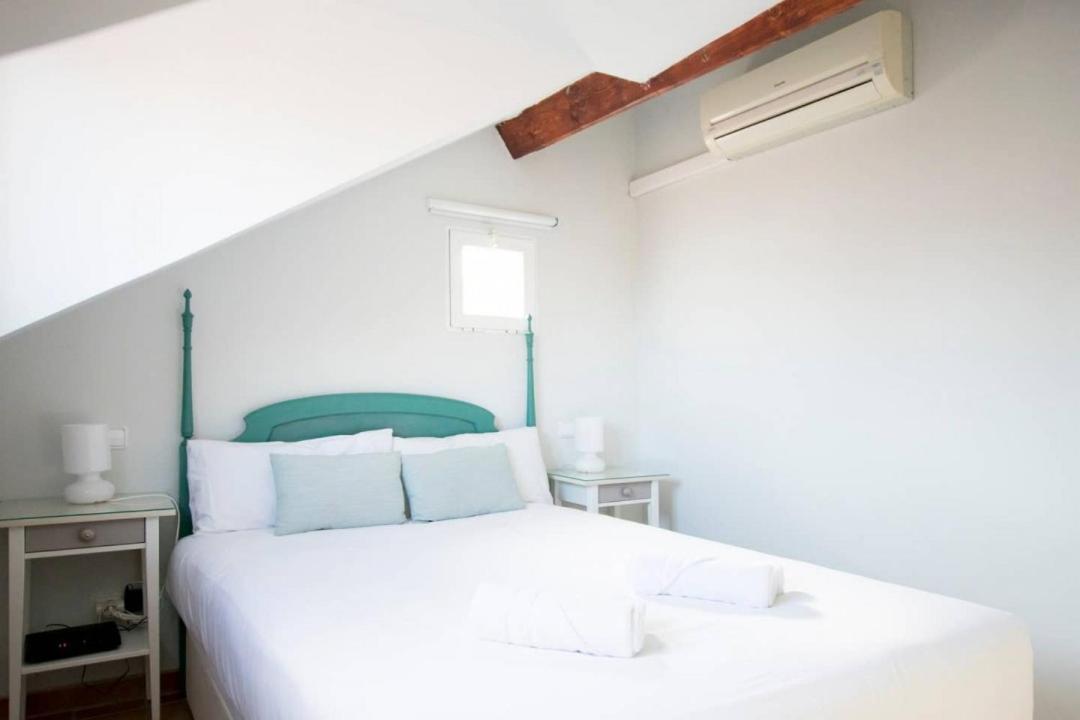 Cozy One-Bedroom Penthhouse La Latina Madri Exterior foto